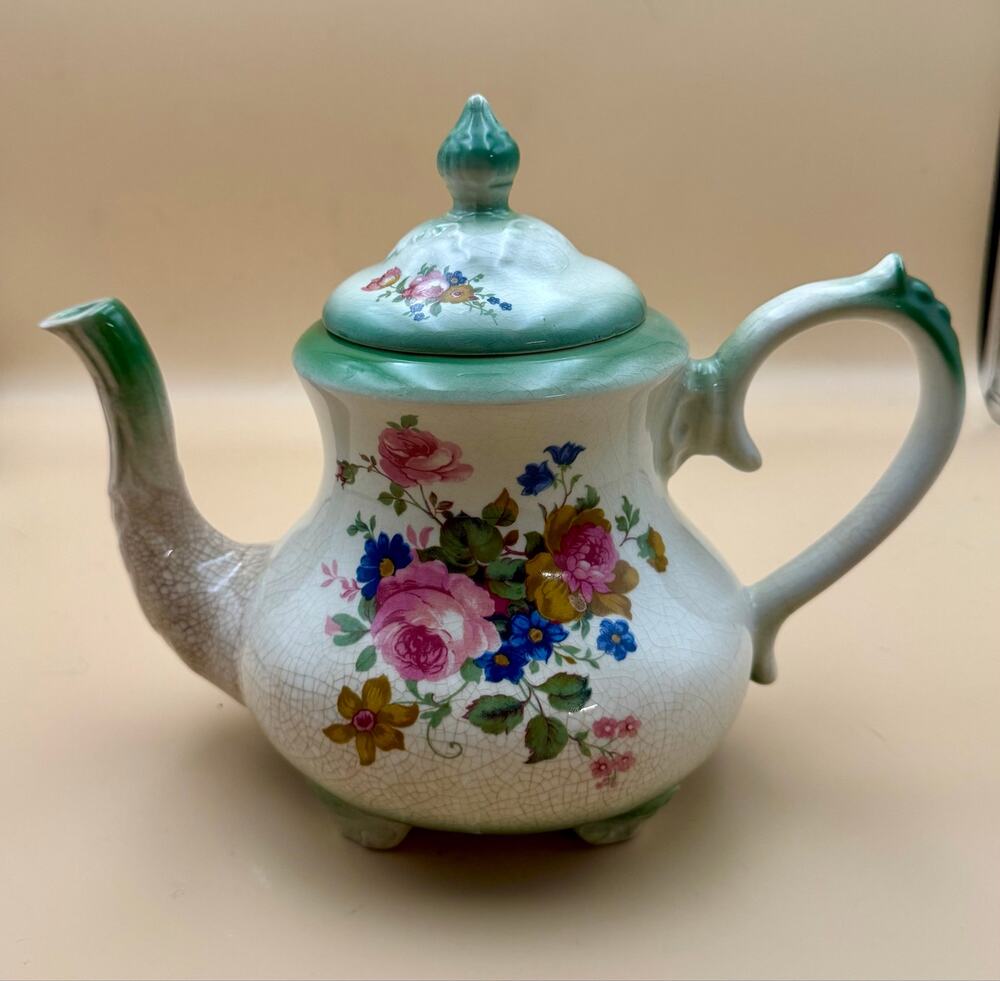 Vintage Arthur Wood England 6709 Floral Teapot Green Rose Crackle Glaze 7.25”